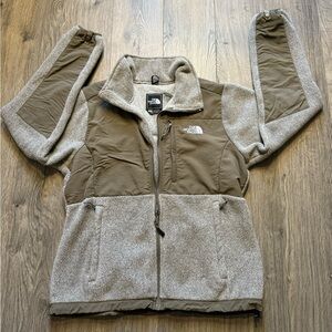 The North Face Women's Brown and Gray Jacket